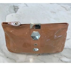 JIMMY CHOO LONDON NUDE TONE PATENT LEATHER CLUTCH